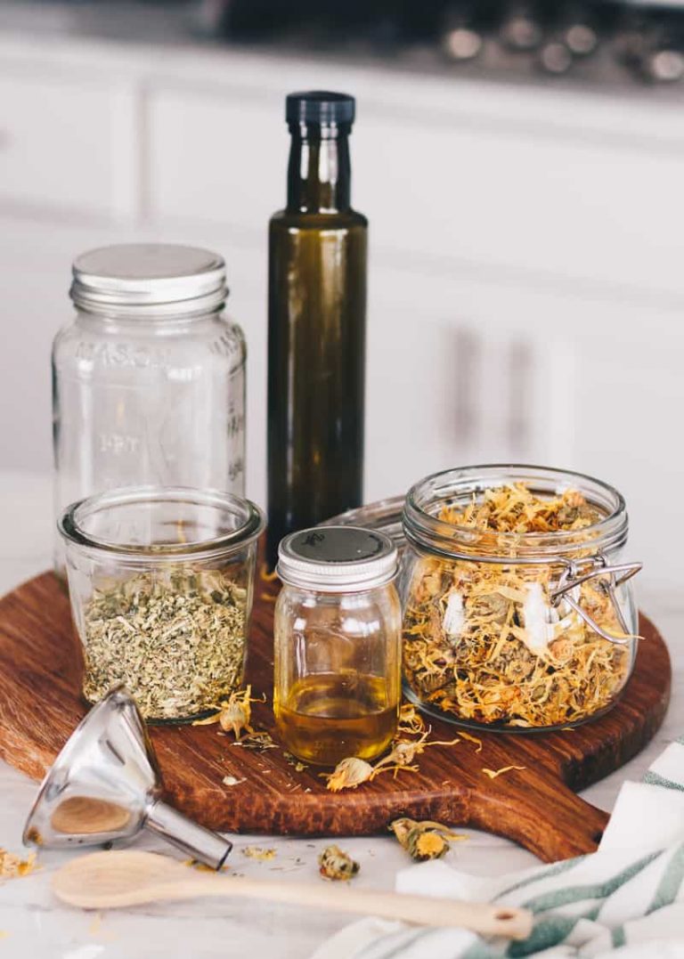 how-to-make-herb-infused-oils-for-cooking-and-body-care-herb-and